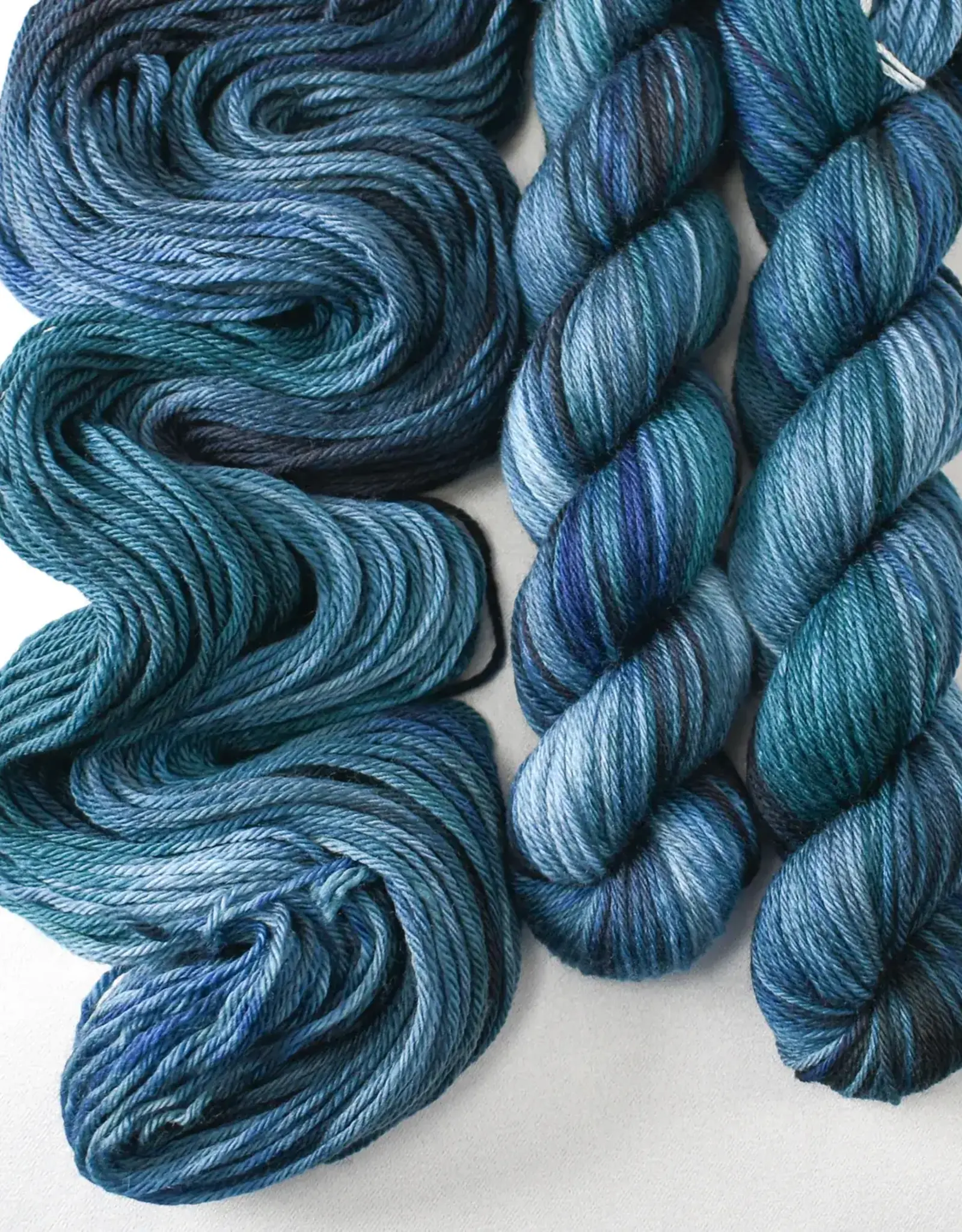 Miss Babs Yowza Mini abyss