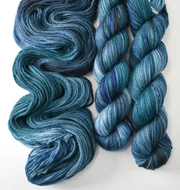 Miss Babs Yowza Mini abyss