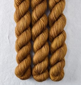 Miss Babs Yowza Mini candied pecan