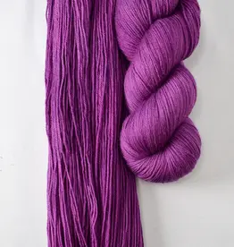 Miss Babs Yowza boysenberry