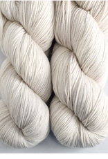 Miss Babs Yowza white peppercorn