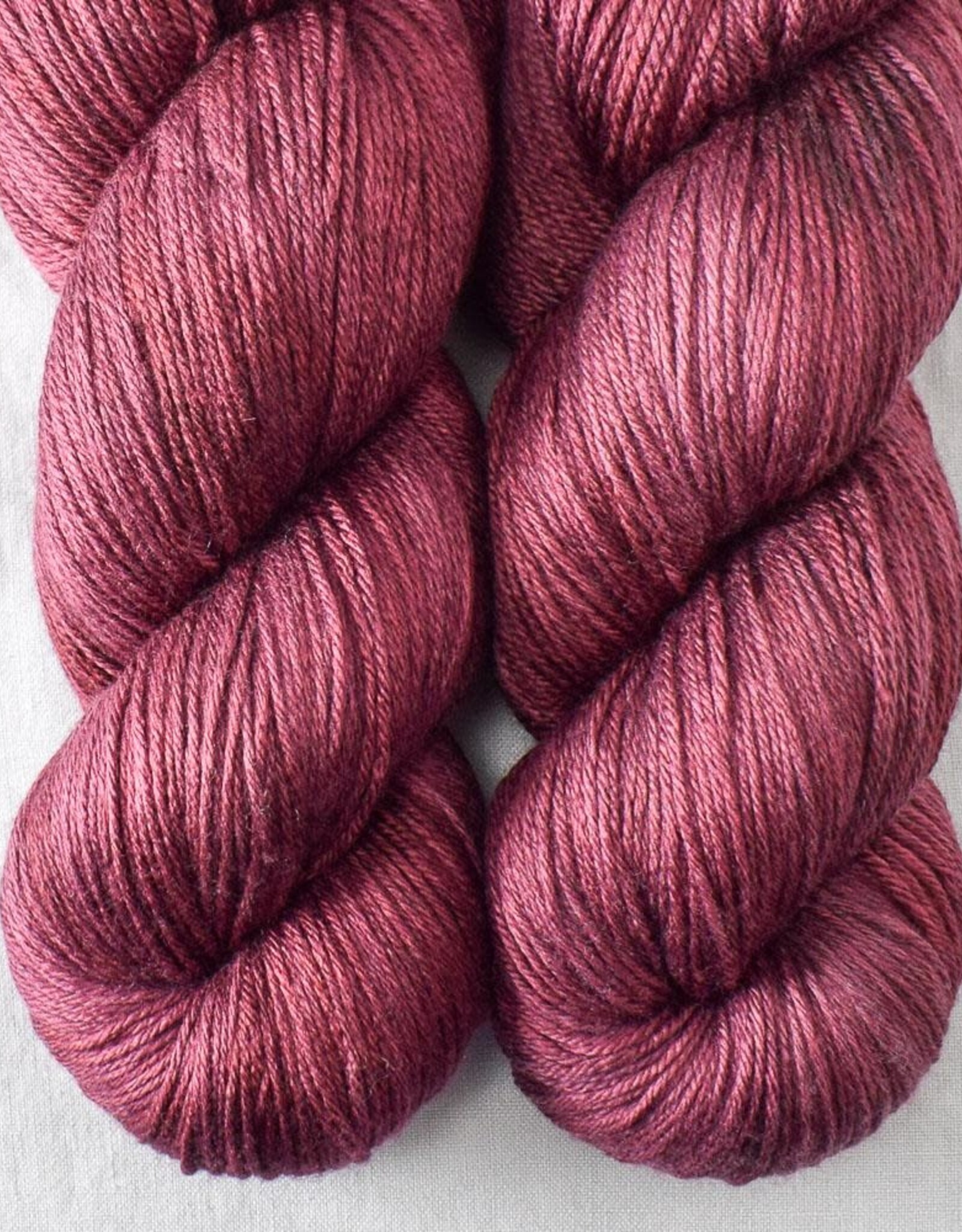 Miss Babs Big Silk cordovan