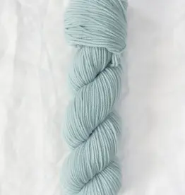 Quince & Co Chickadee glacier