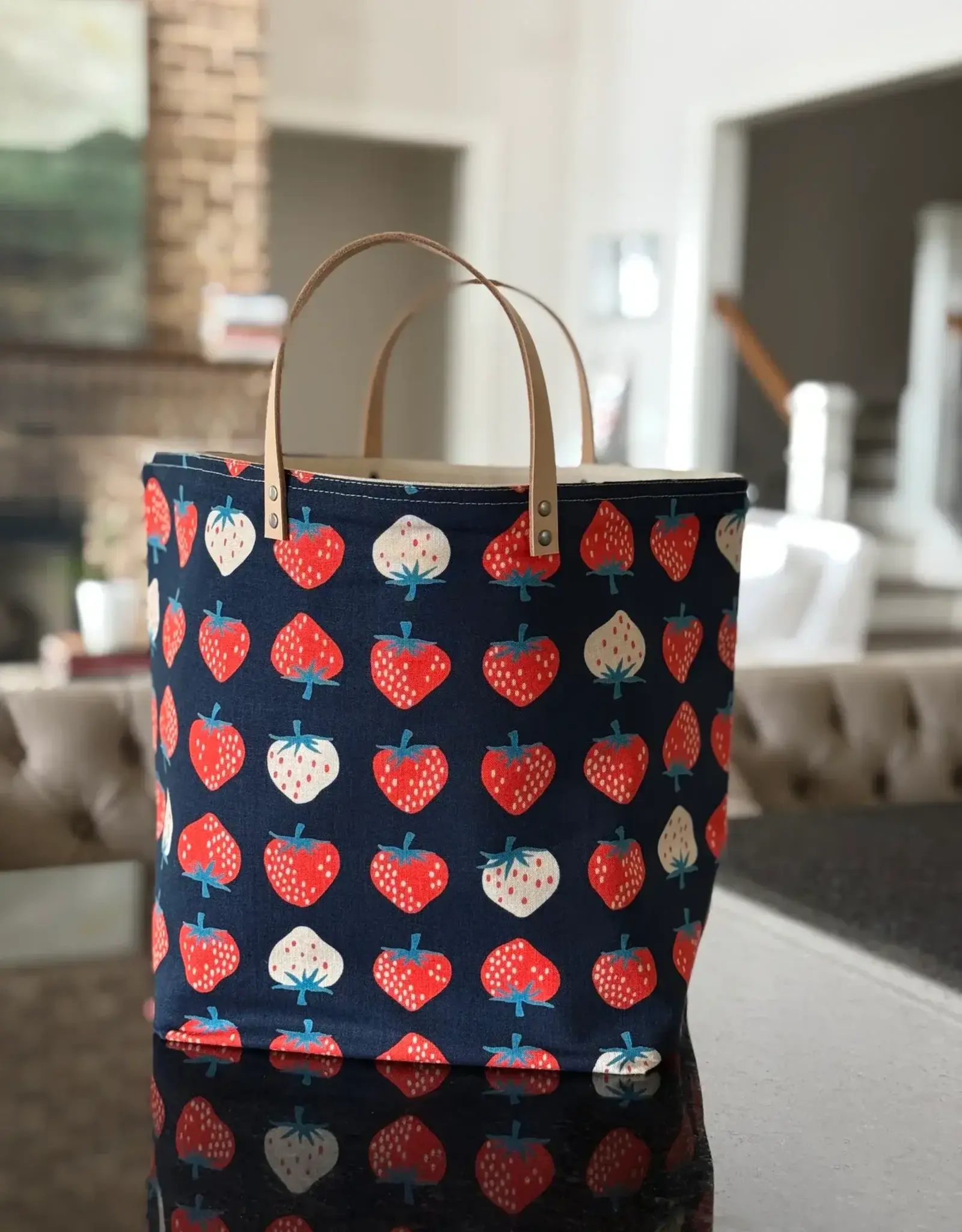 65 South Berries Navy with Blue Stem Bucket Bag