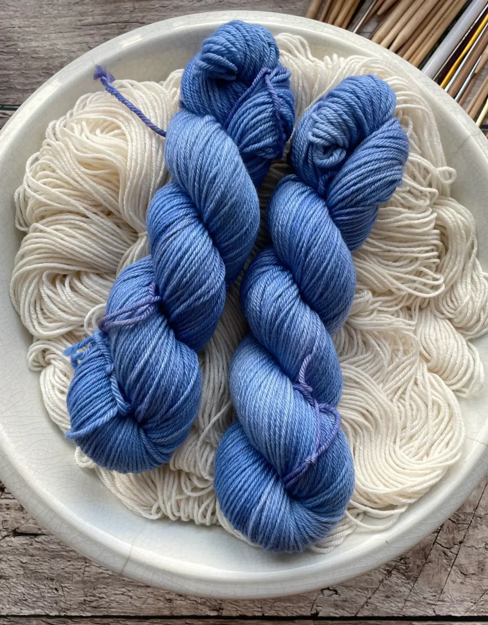 On The Round Cottage DK cornflower