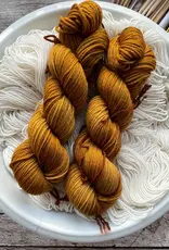 On The Round Cottage DK marigold