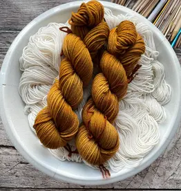 On The Round Cottage DK marigold