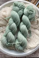 On The Round Cottage DK seafoam