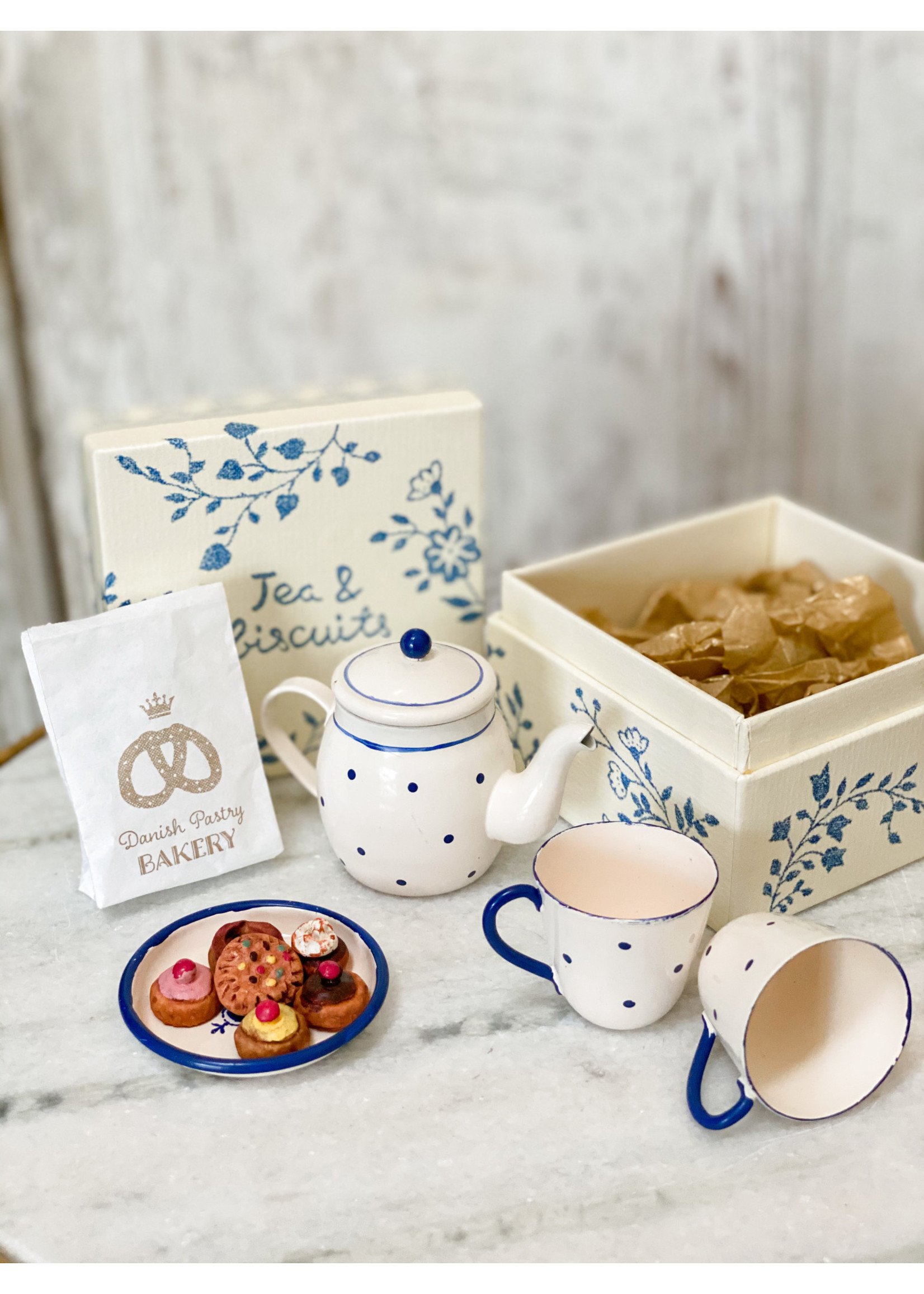 Maileg Tea & Biscuits for Two