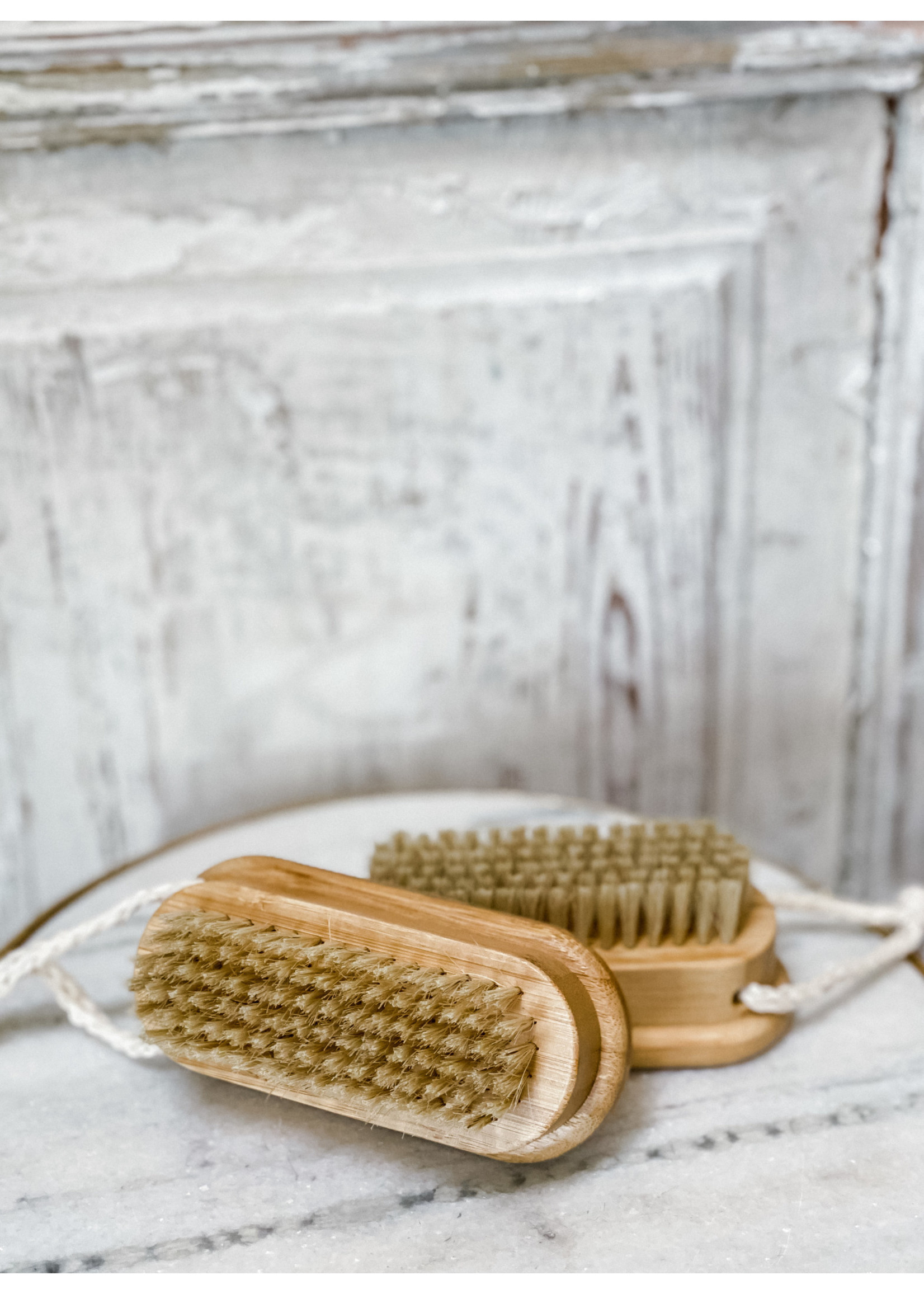 Bath Brush - Bamboo 4" Nail Brush