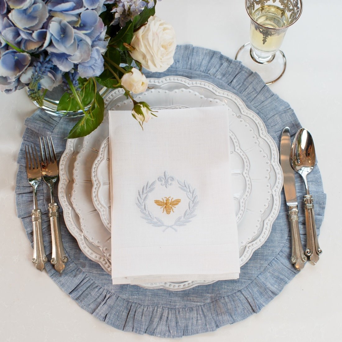 Placemat - Round Ruffle Linen - Blue Chambray - Maison Blue