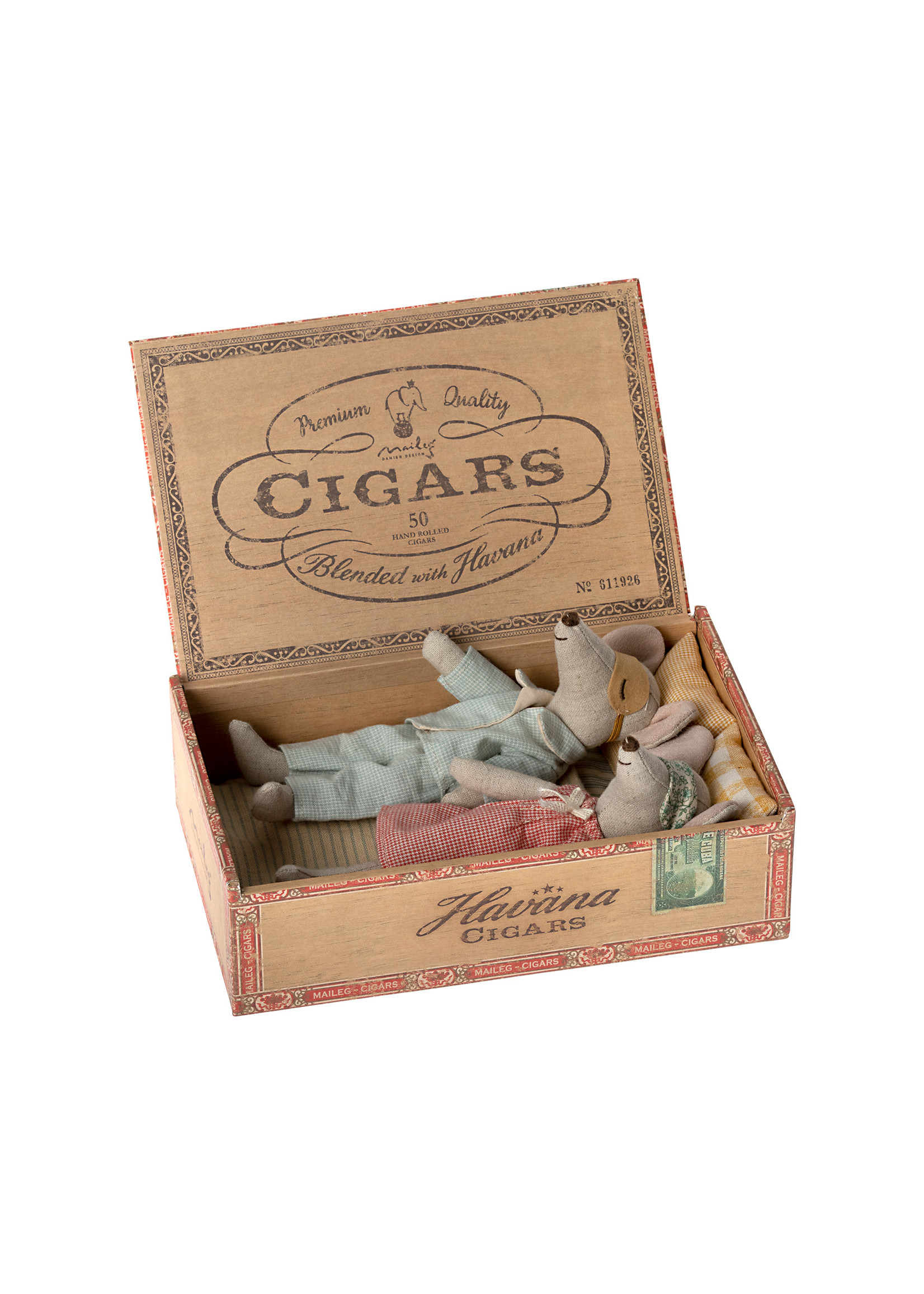 Maileg Mum & Dad Mice in Cigarbox