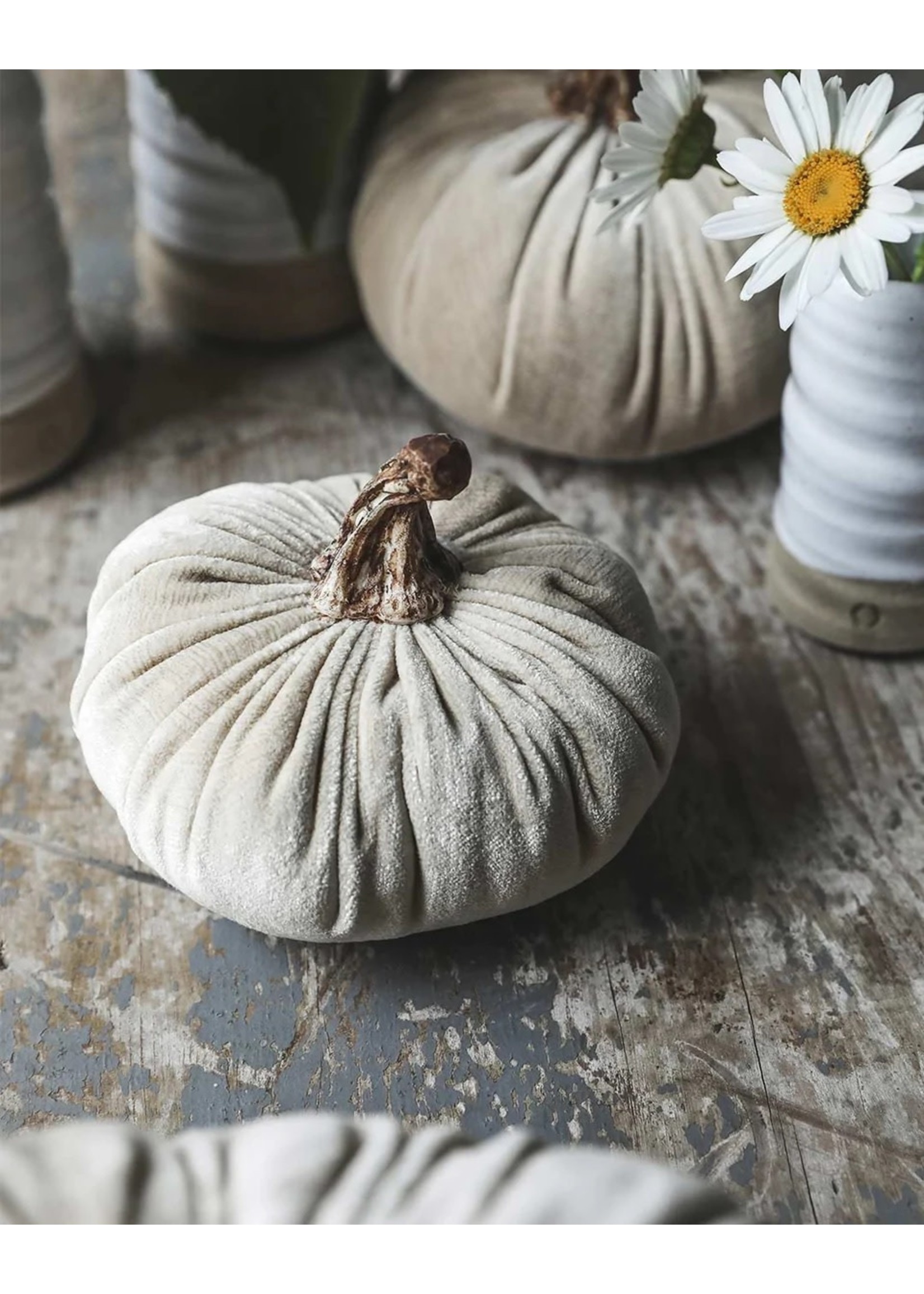 Farmhouse Pottery Harvest Pumpkin - Natural Small