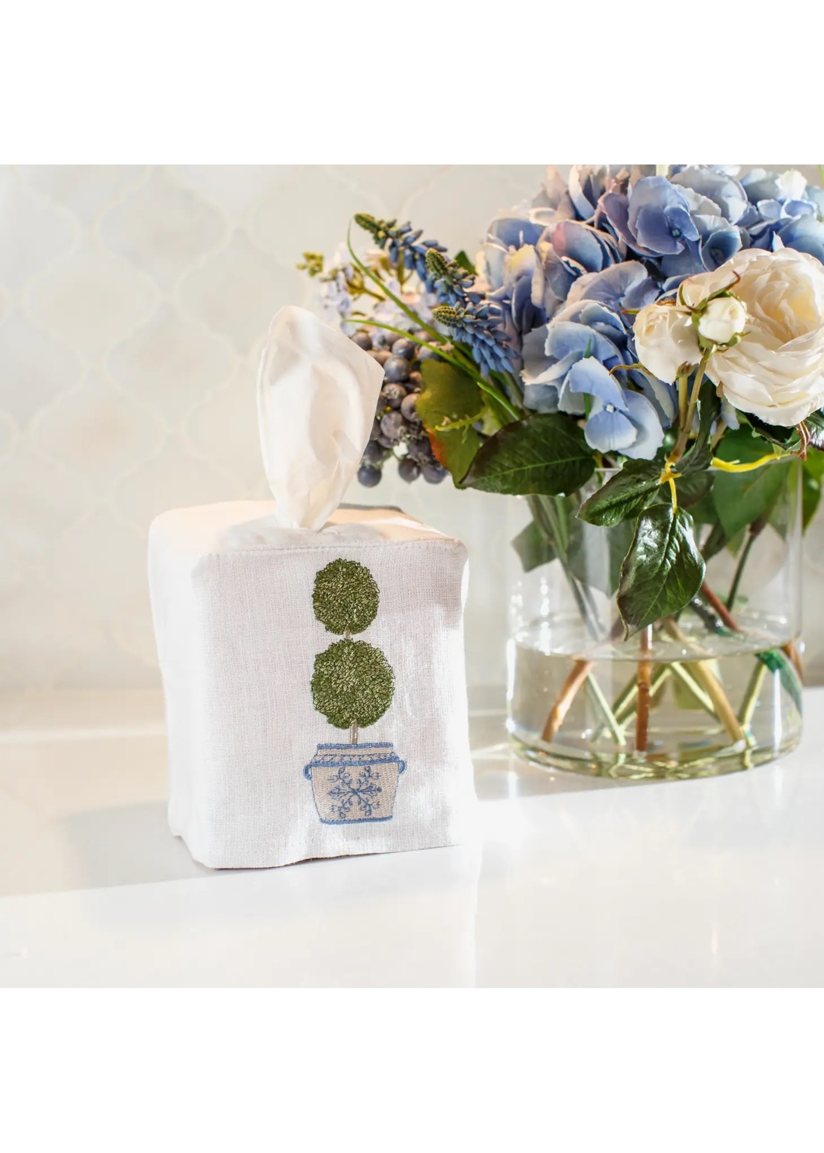 Crown Linen Tissue Box Cover - Double Boxwood Topiary