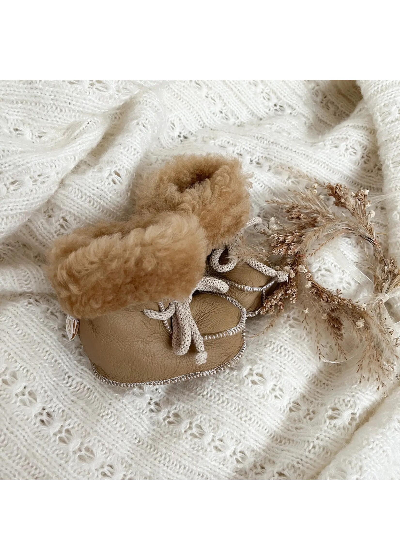 Sheepskin Baby Booties - Honey 11 cm