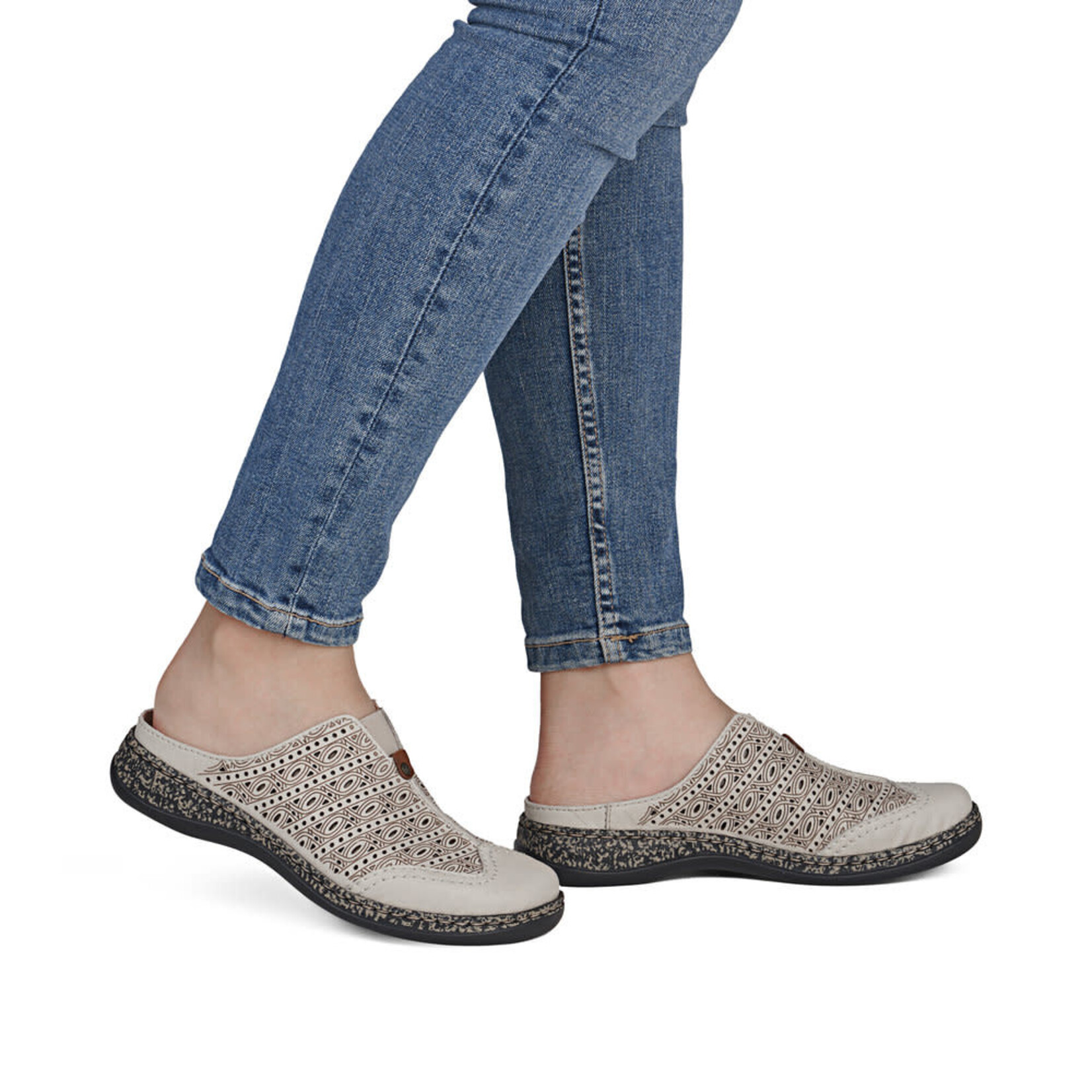 Rieker Rieker 46376-60 only size 39