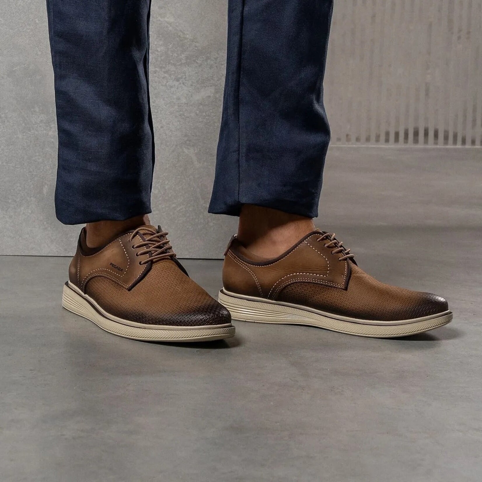 Pegada Pegada  126113-07 only size 43
