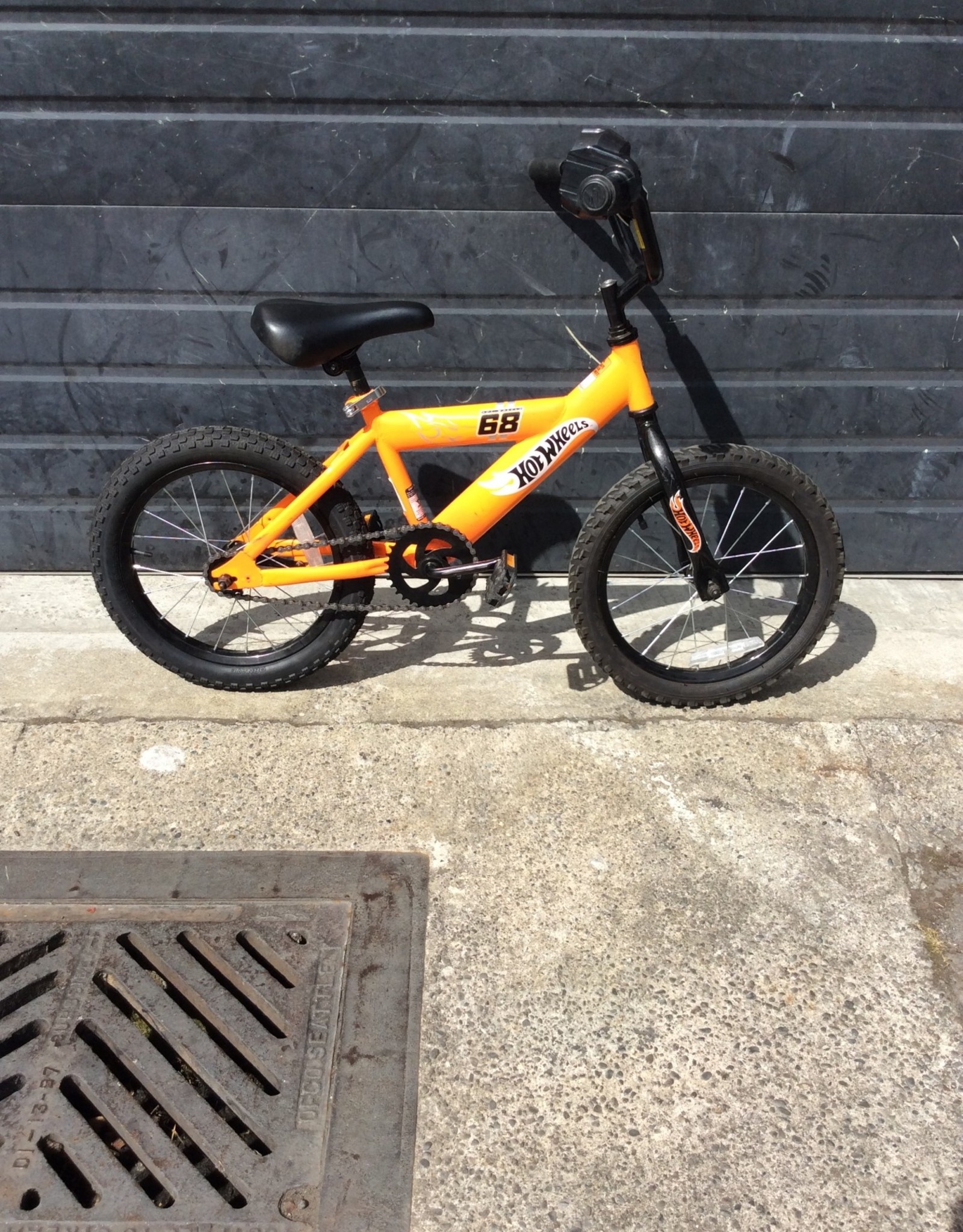 hot wheels 16 bike