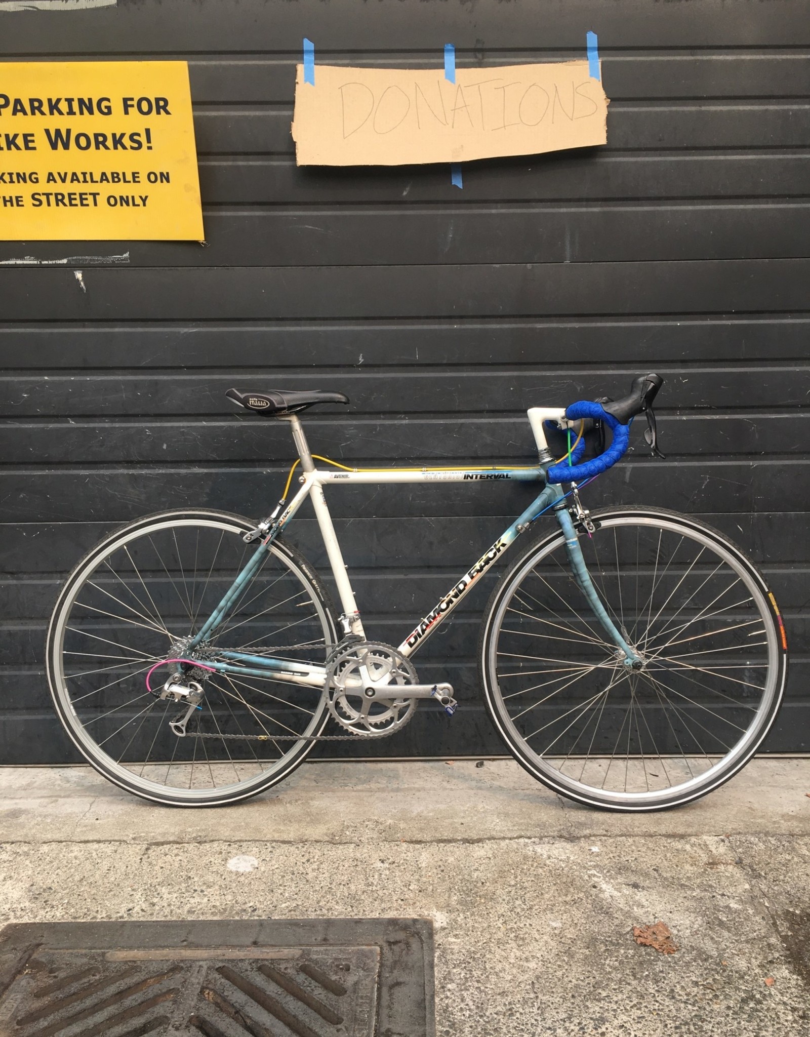 diamondback interval road bike