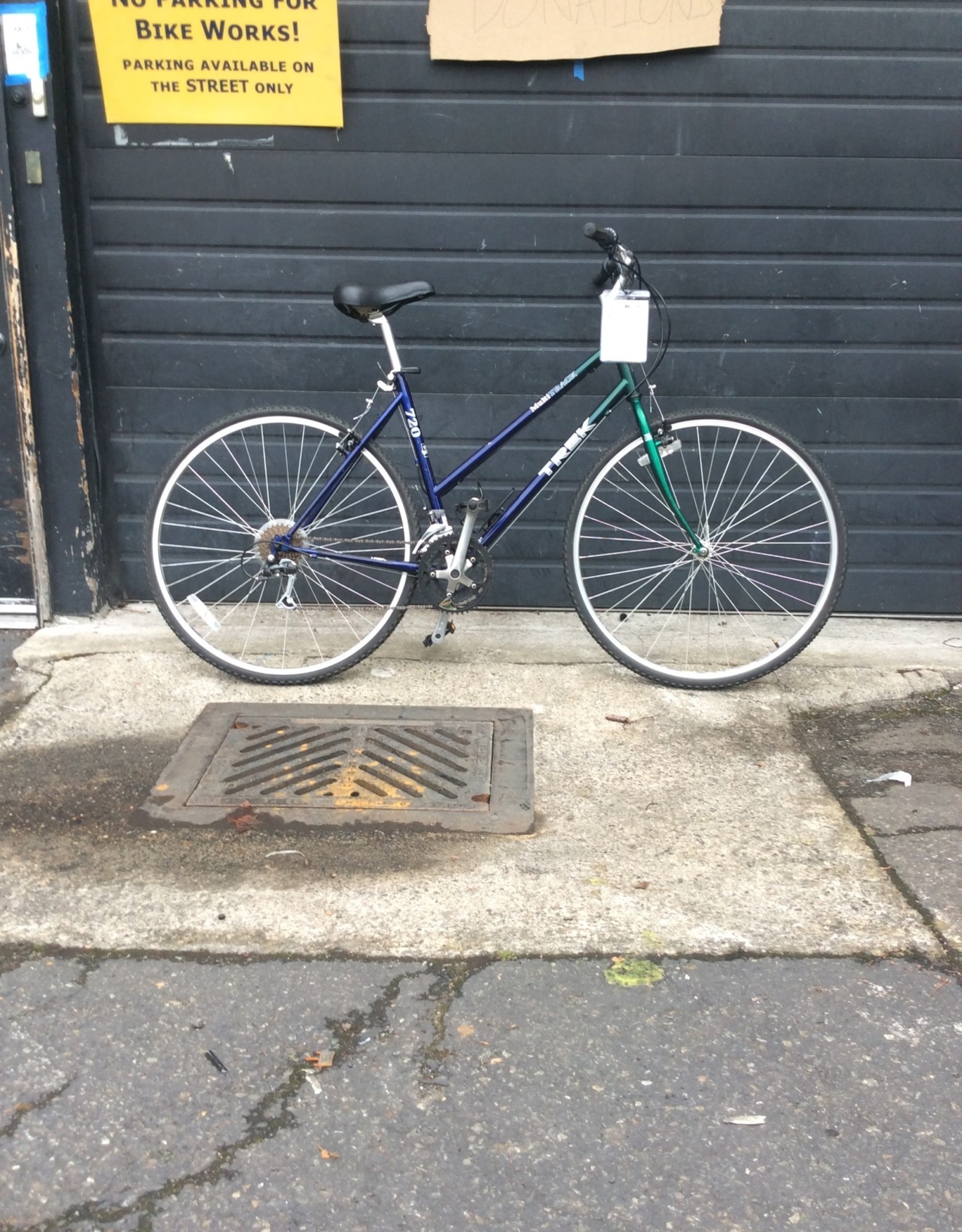 trek multitrack bike