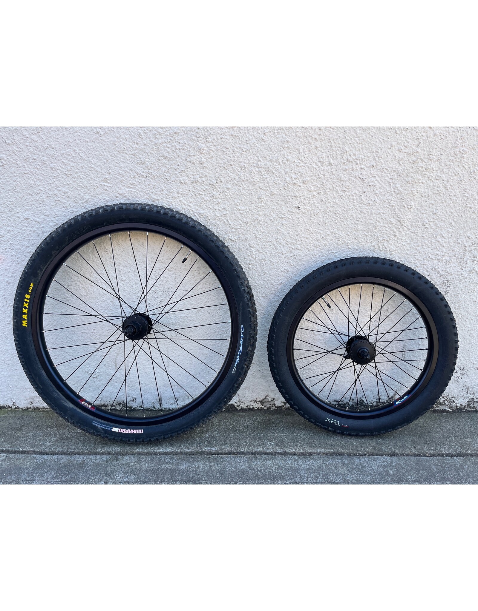 26" & 20" Crust Clydesdale Velocity Cliffhanger Wheelset *NEW*