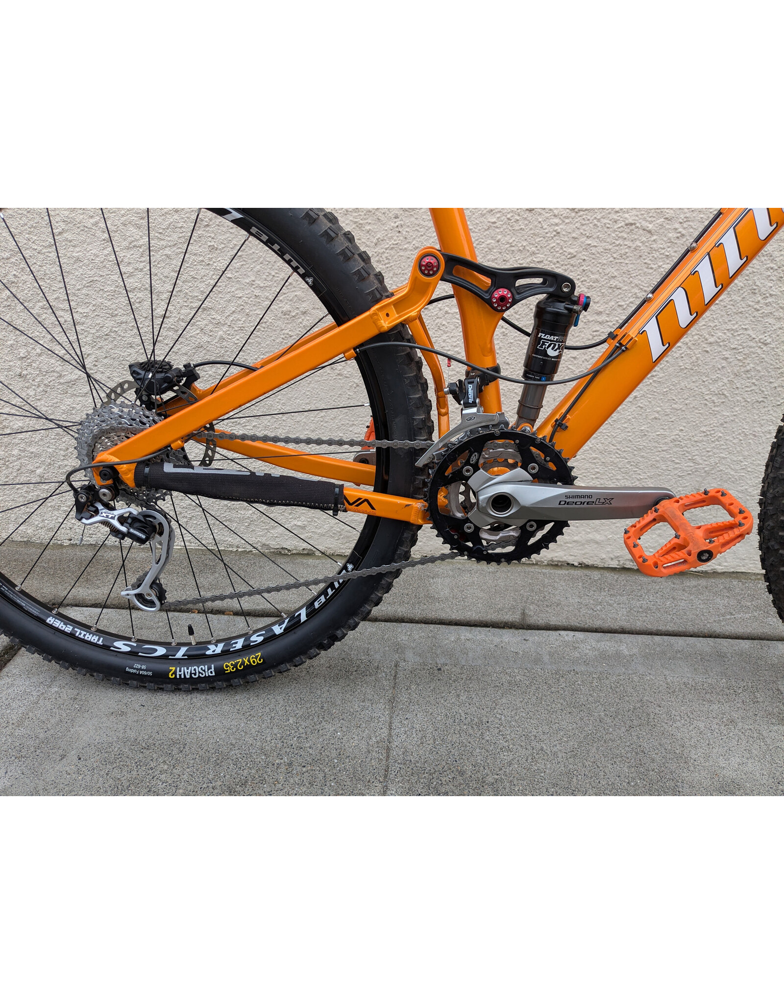 Large Niner Jet 9