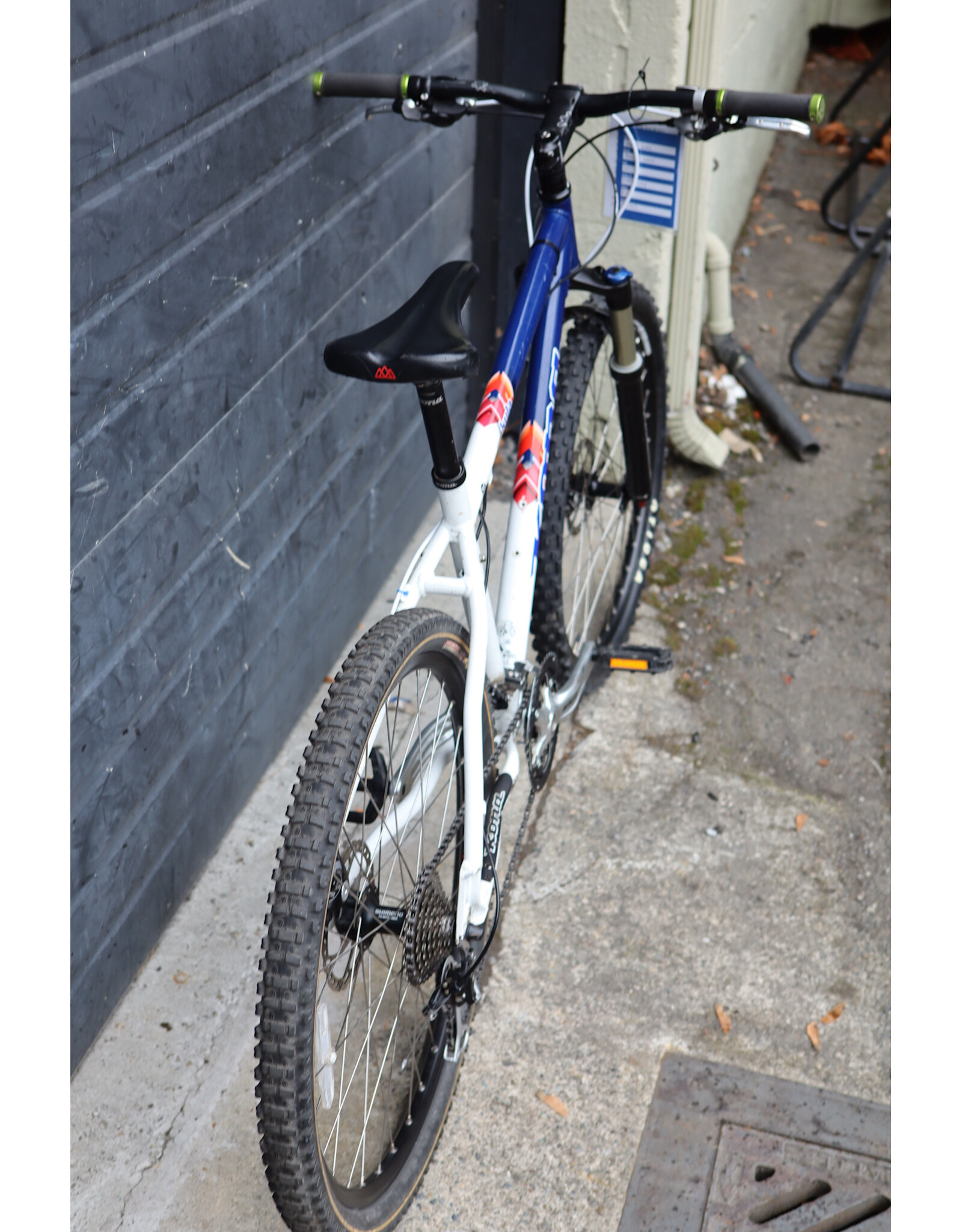 Kona 17" Kona Kula