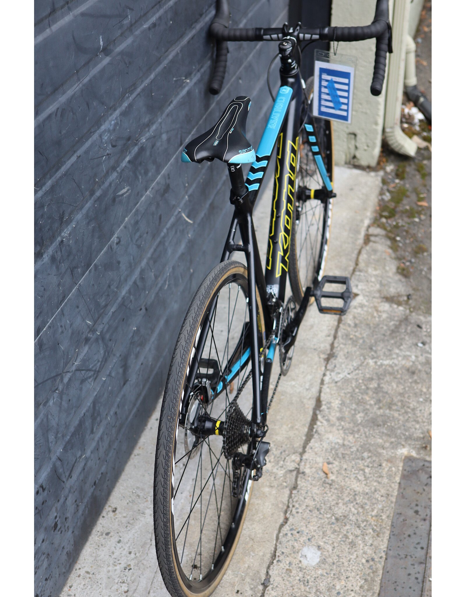Kona 48cm Kona Esatto D
