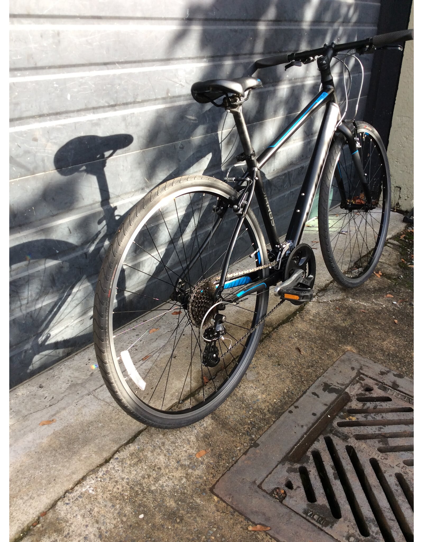 Specialized Small Specialized Sirrus