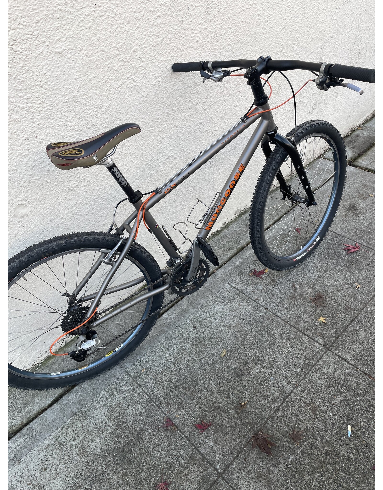 Mongoose 16" Mongoose Pro DX10.7