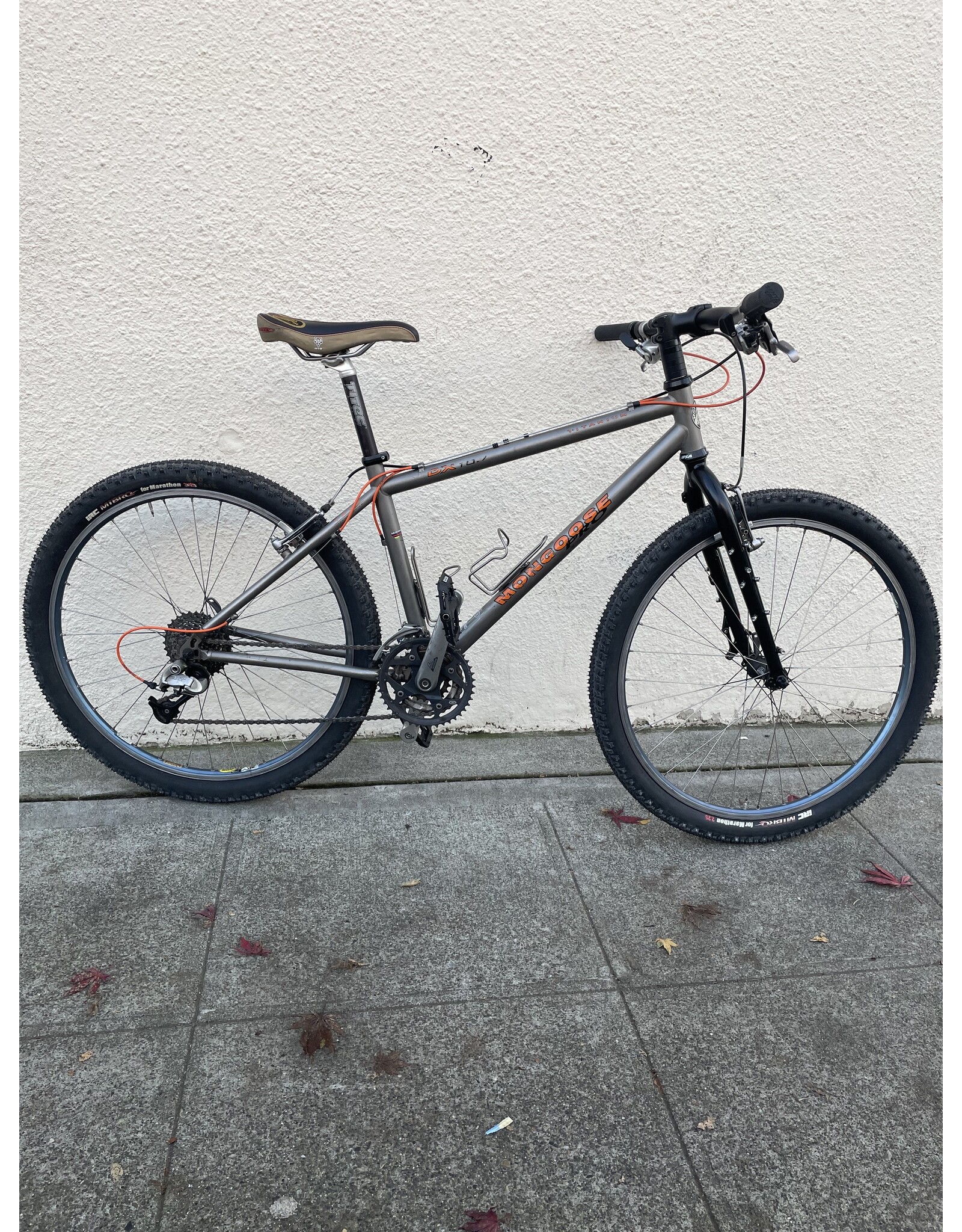 Mongoose 16" Mongoose Pro DX10.7