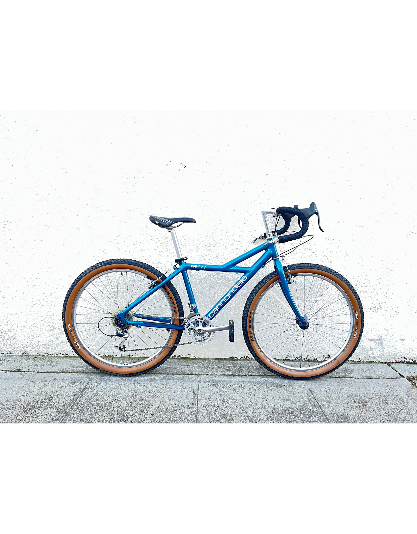 Small Cannondale M400