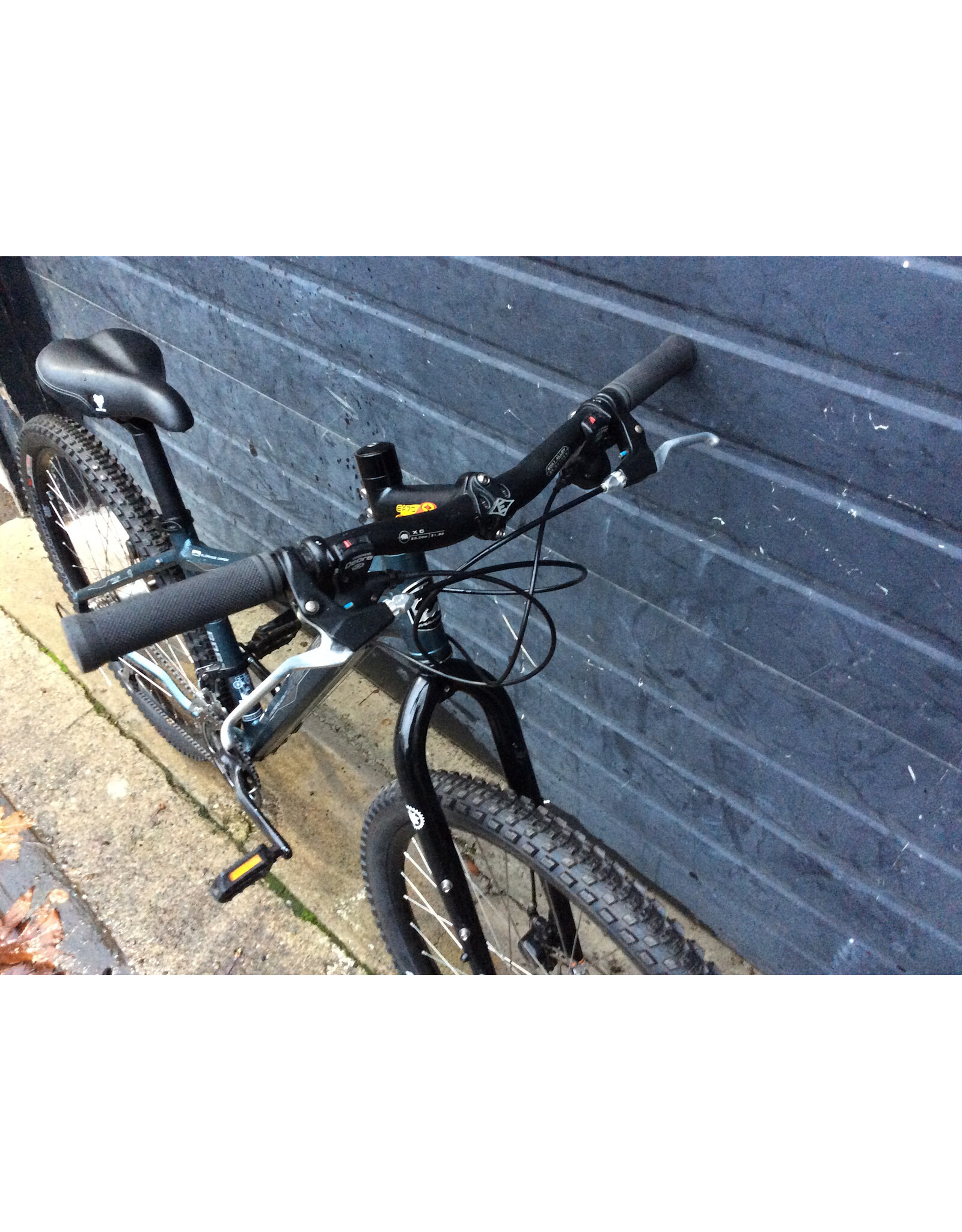 Marin 15" Marin Hydro Light