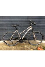 Breezer Large Breezer Villager