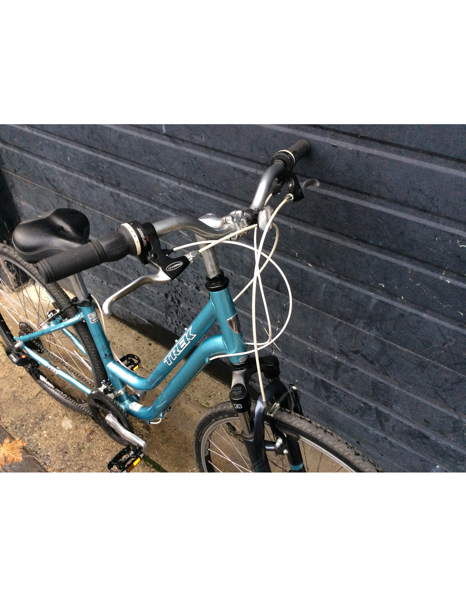 Trek 16" Trek 7100