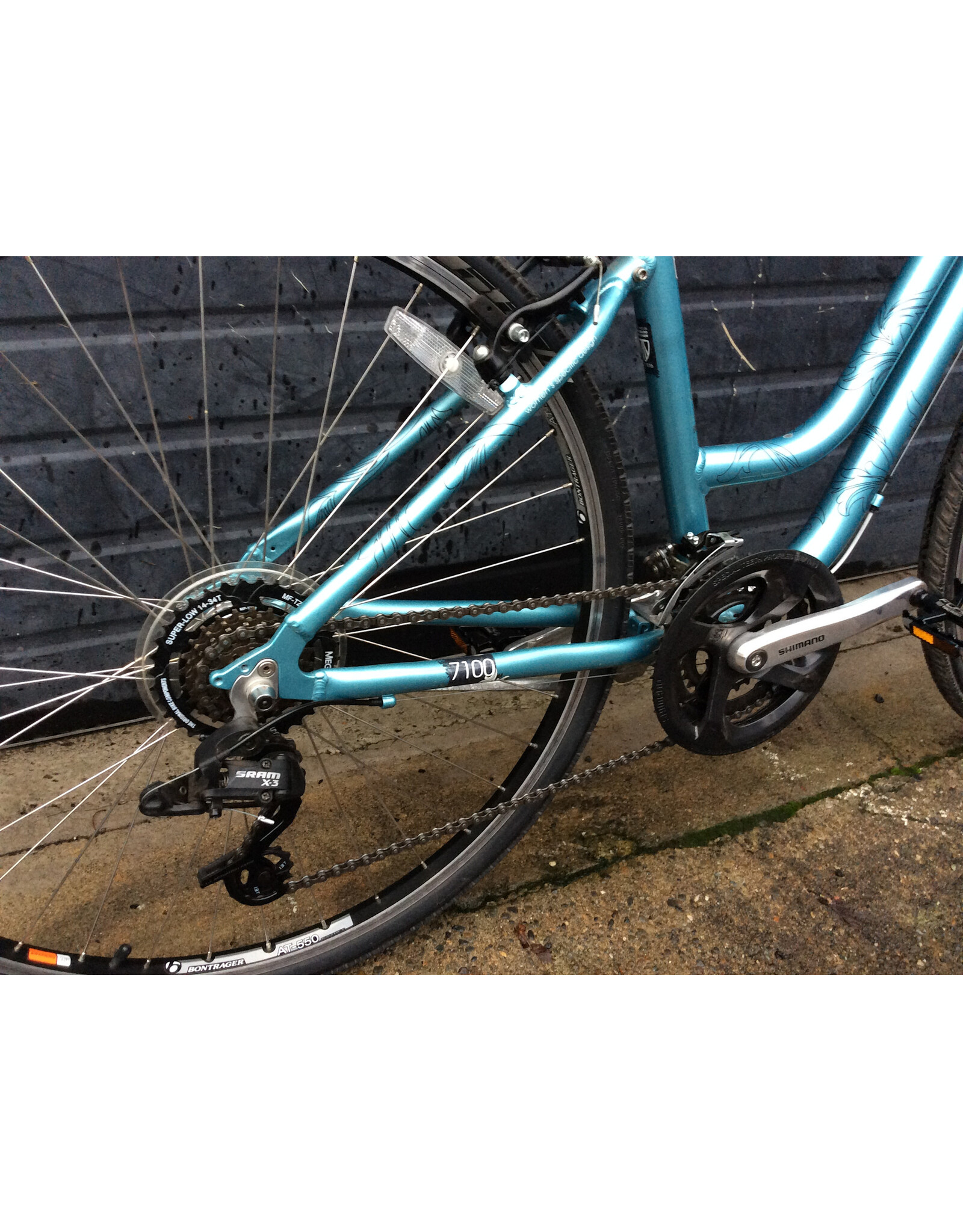 Trek 16" Trek 7100