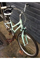 Giant 15" Giant Suede