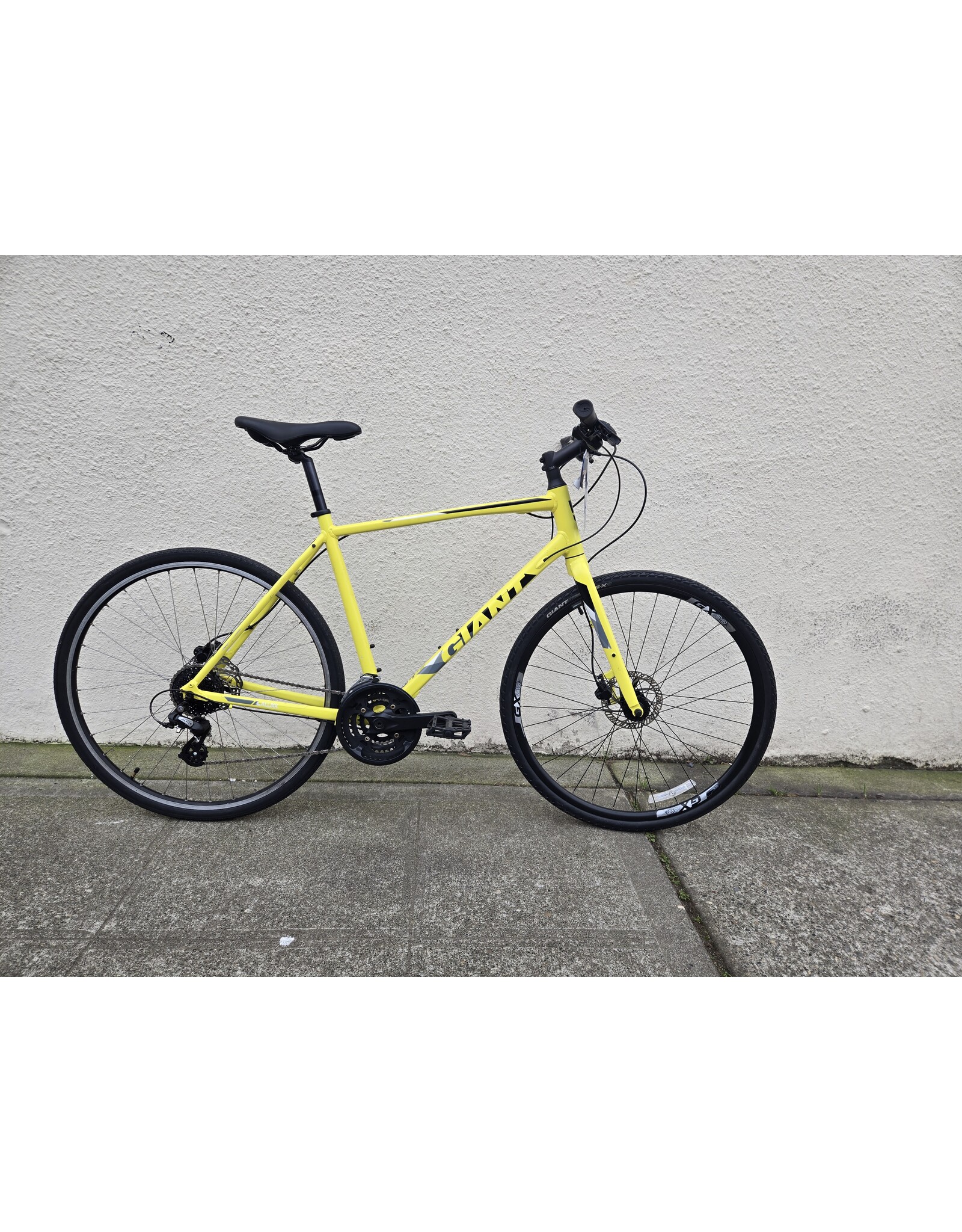 Giant Large Giant Escape