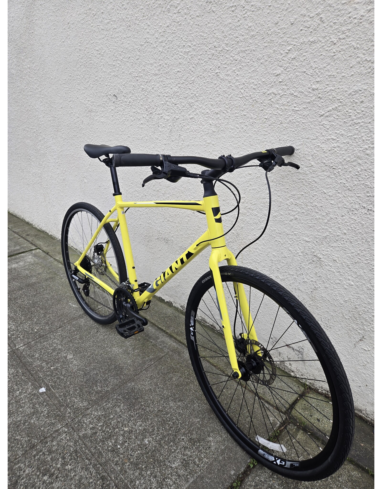 Giant Large Giant Escape