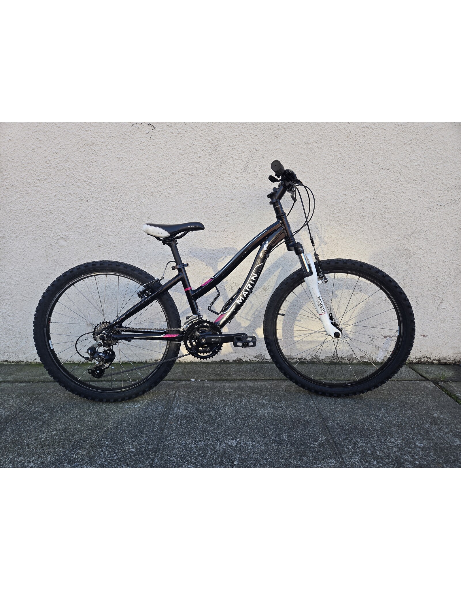 24" Marin Bayview Trail