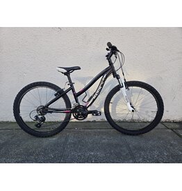 24" Marin Bayview Trail