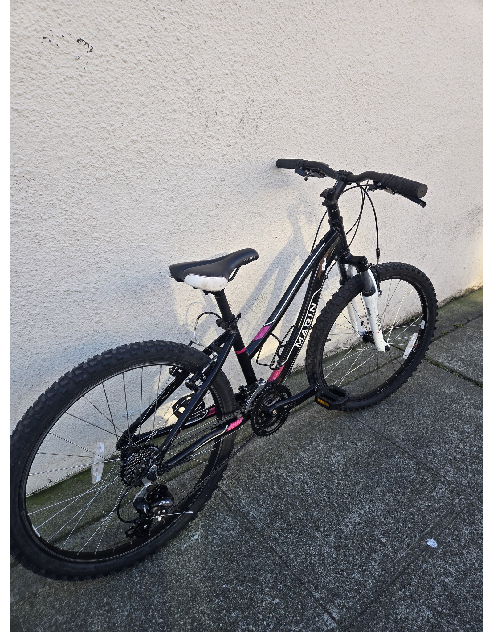 24" Marin Bayview Trail