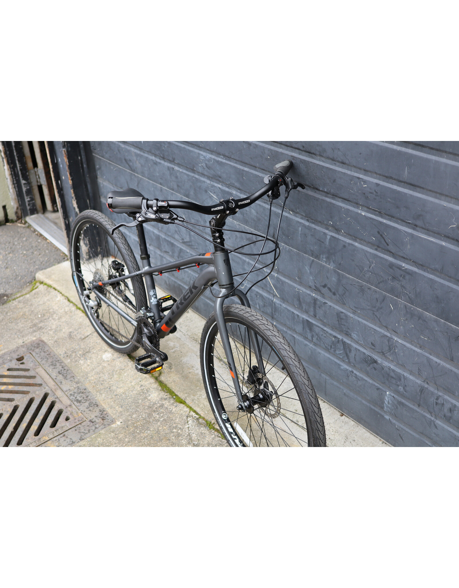 Trek 13" Trek Dual Sport