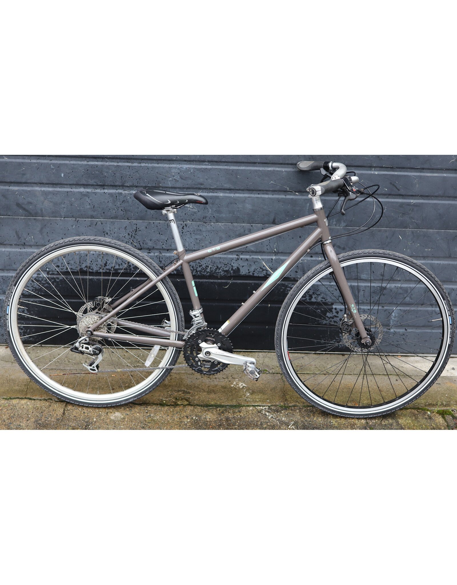 Novara 15" Novara E.T.A.