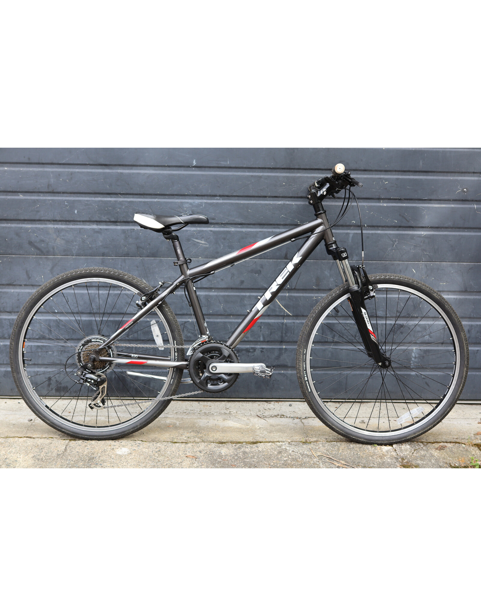 Trek 16" Trek 820