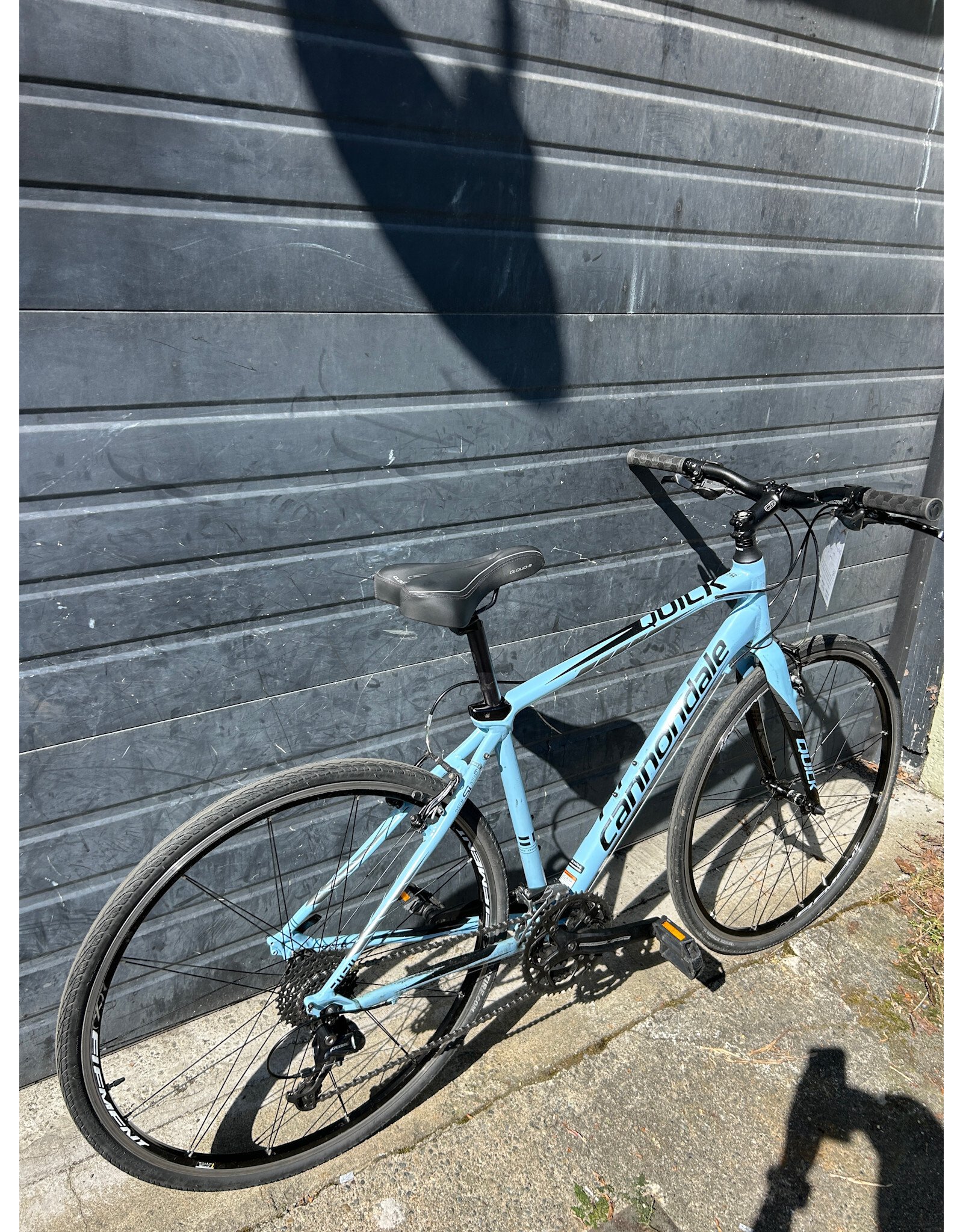 Cannondale Large Cannondale Quick