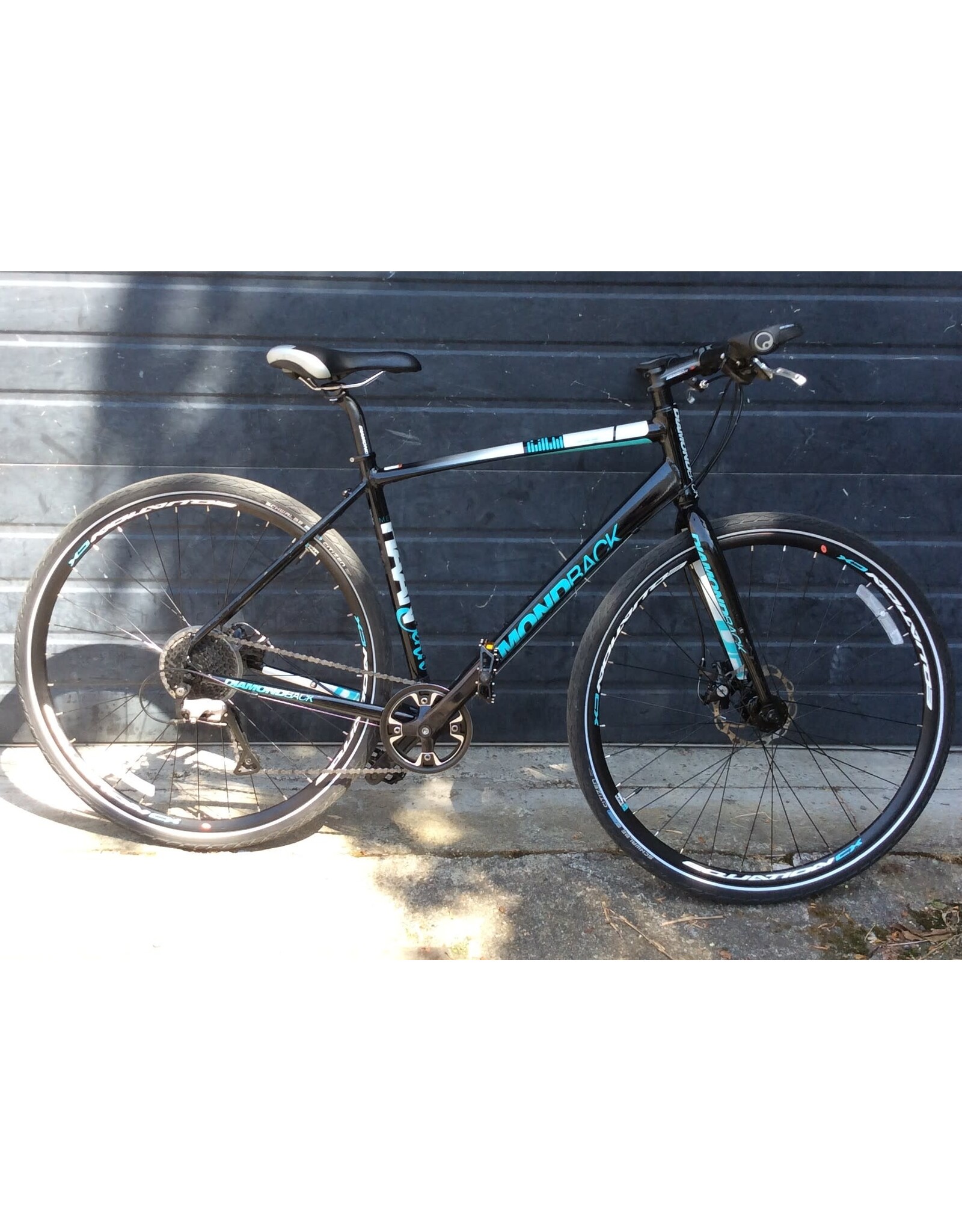 Diamondback 19.5" Diamondback Haanjenn Metro