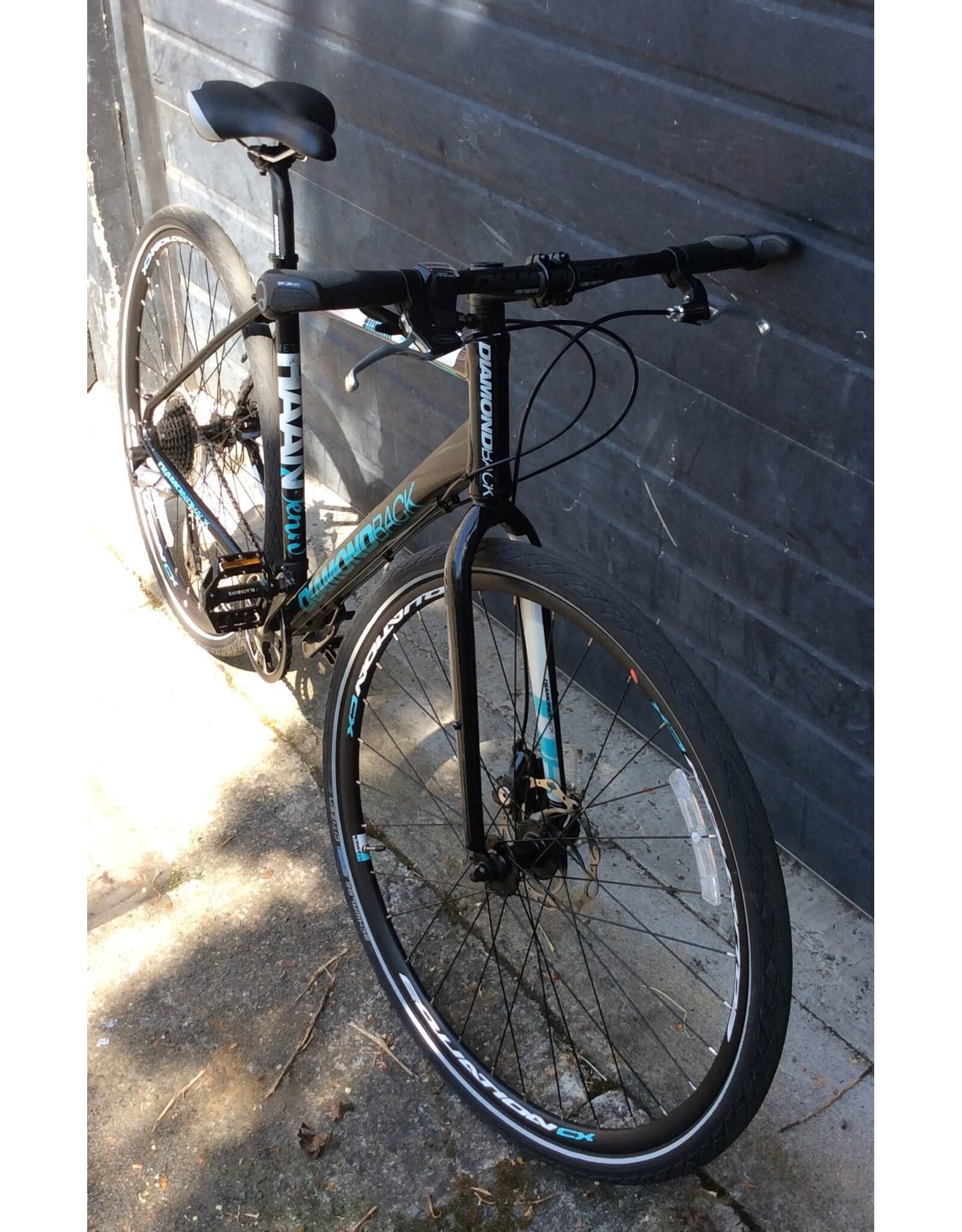 Diamondback 19.5" Diamondback Haanjenn Metro
