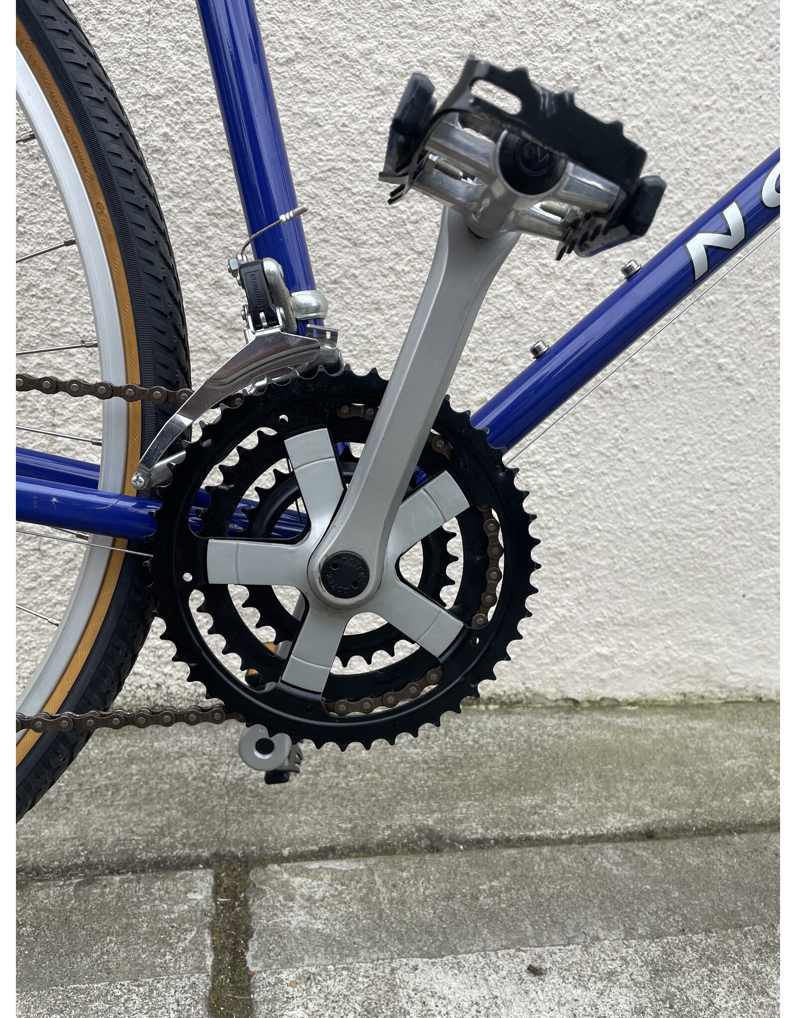 Novara 18.5" Novara Corsa