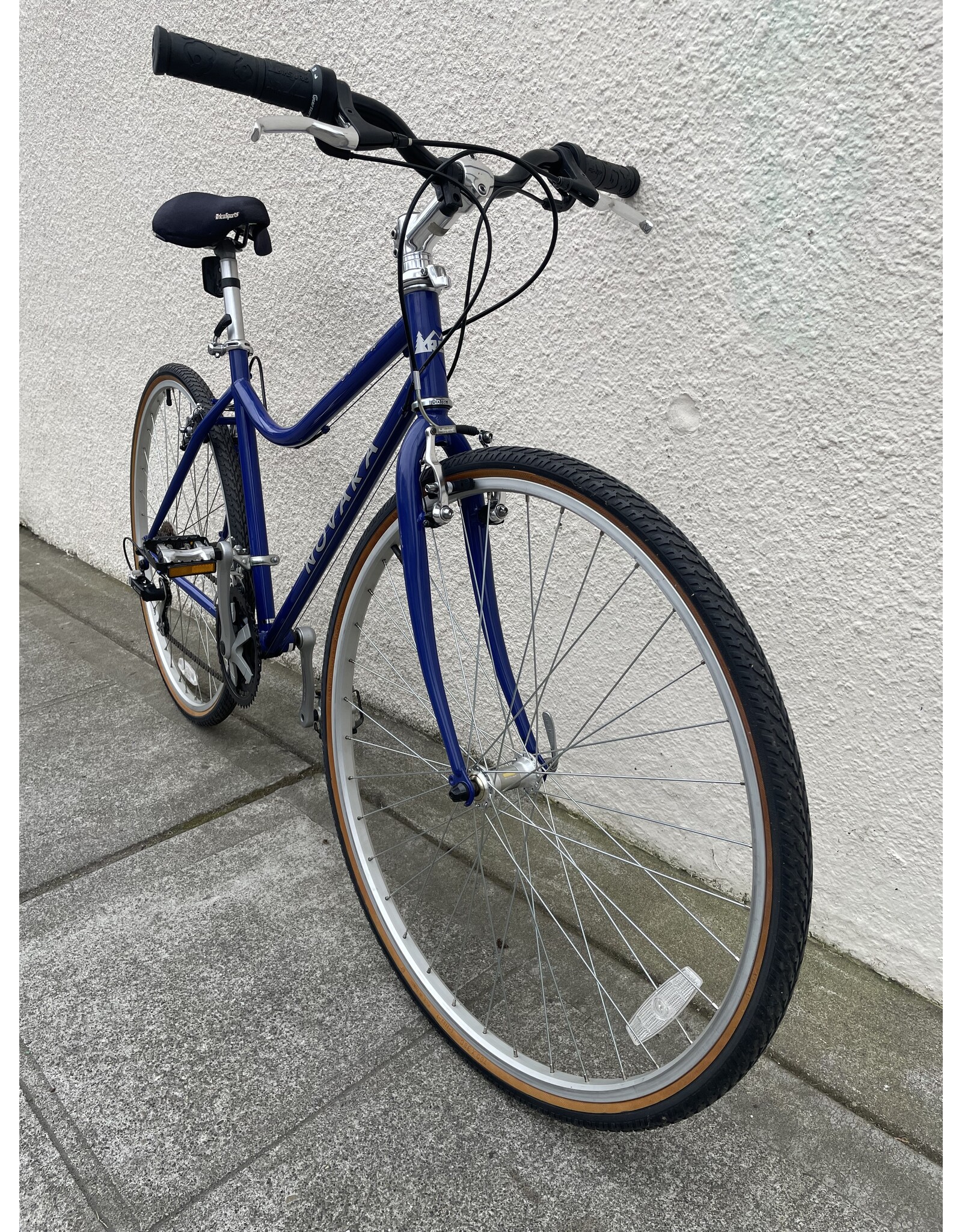 Novara 18.5" Novara Corsa